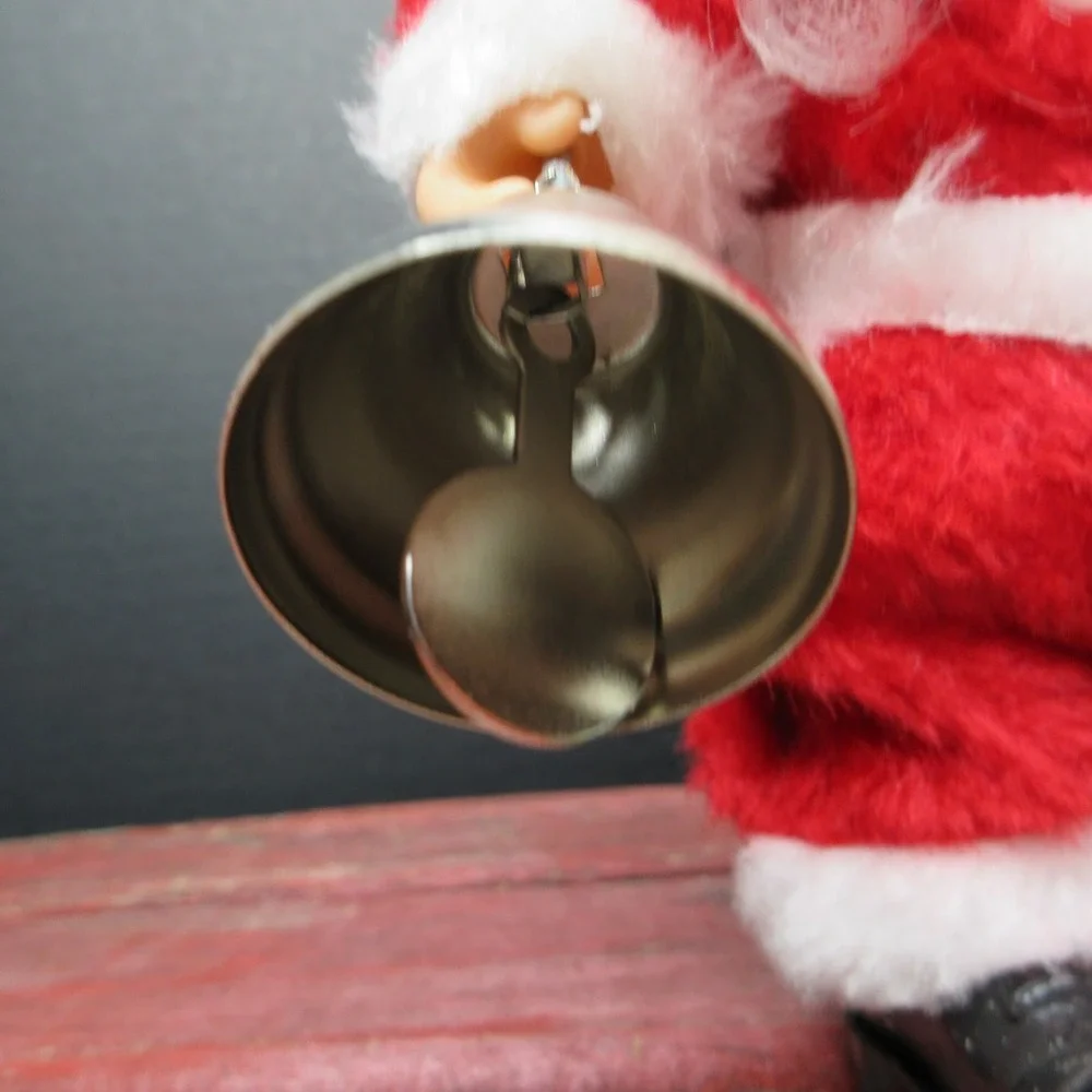 Vintage Walking Electronic Santa Claus Figurine Rings Bell Plays 3 Songs w/ Box